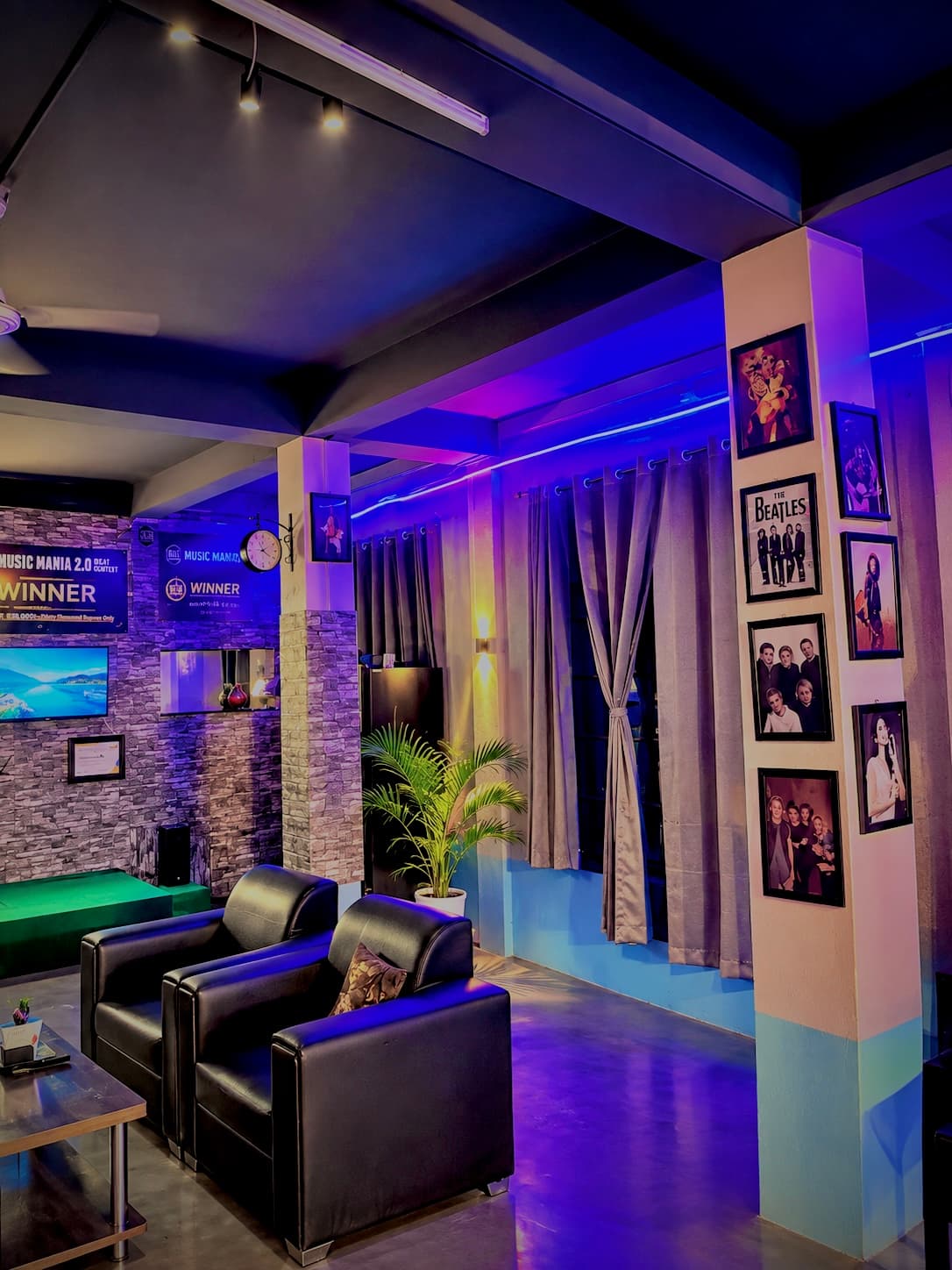 Lounge Area
